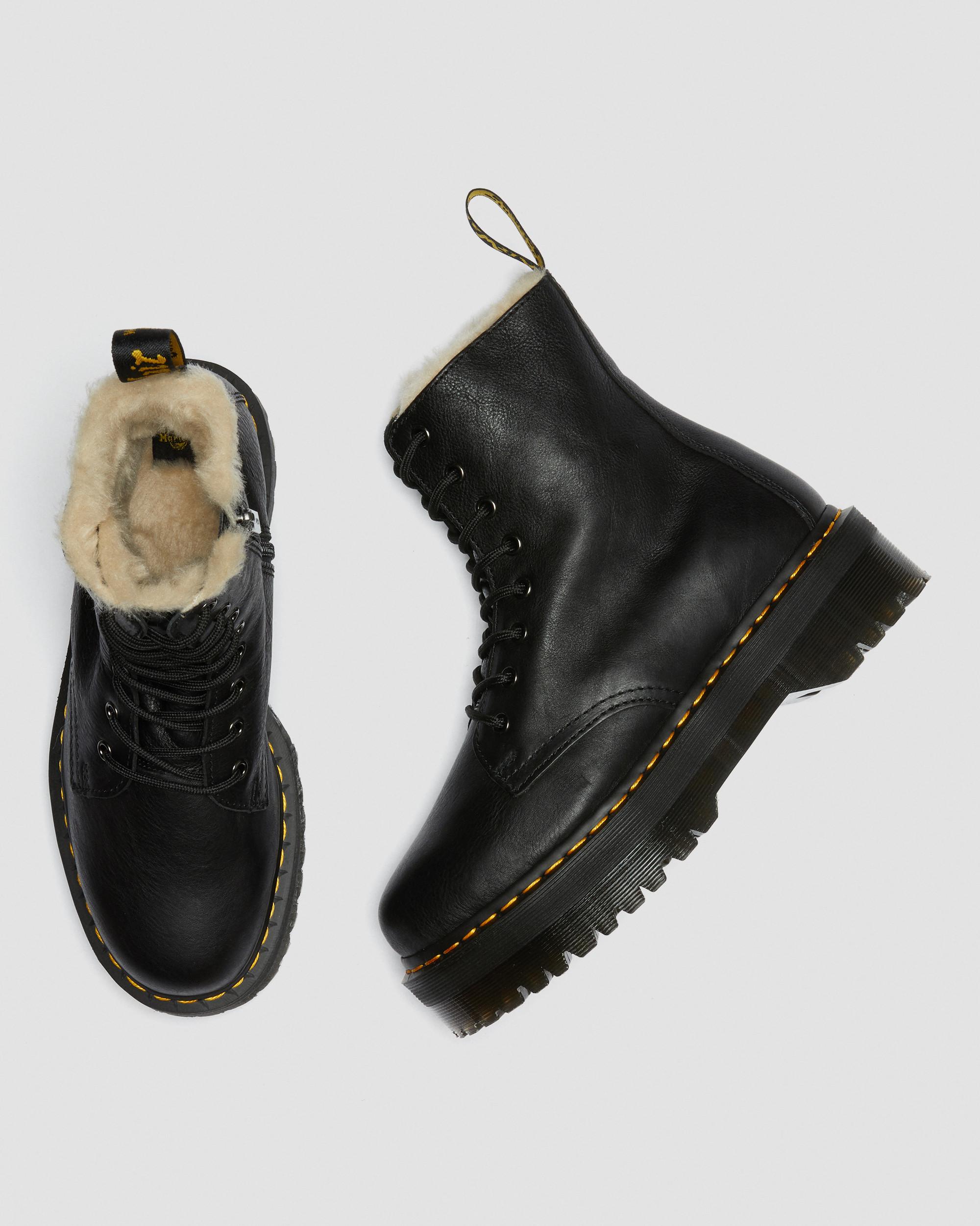 BOOTS PLATEFORMES JADON DOUBLÉES DE FAUSSE FOURRURE | Dr. Martens